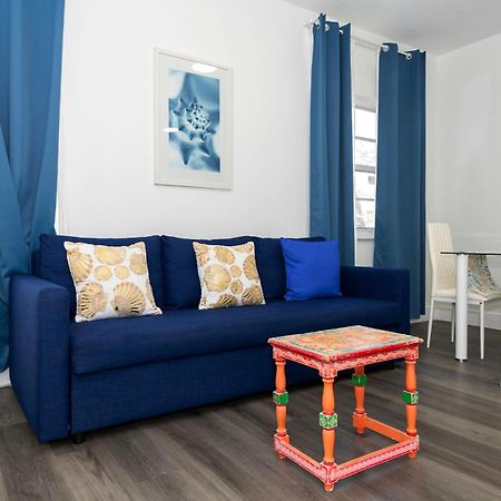 Apartments On Collins Miami Beach Extérieur photo